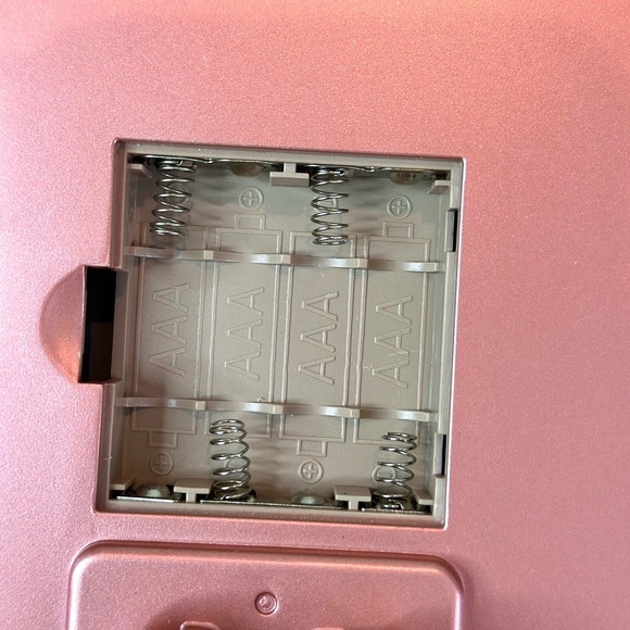 DeWEISN Rose Color Tri-Fold Vanity Mirror - Picture 2 of 12